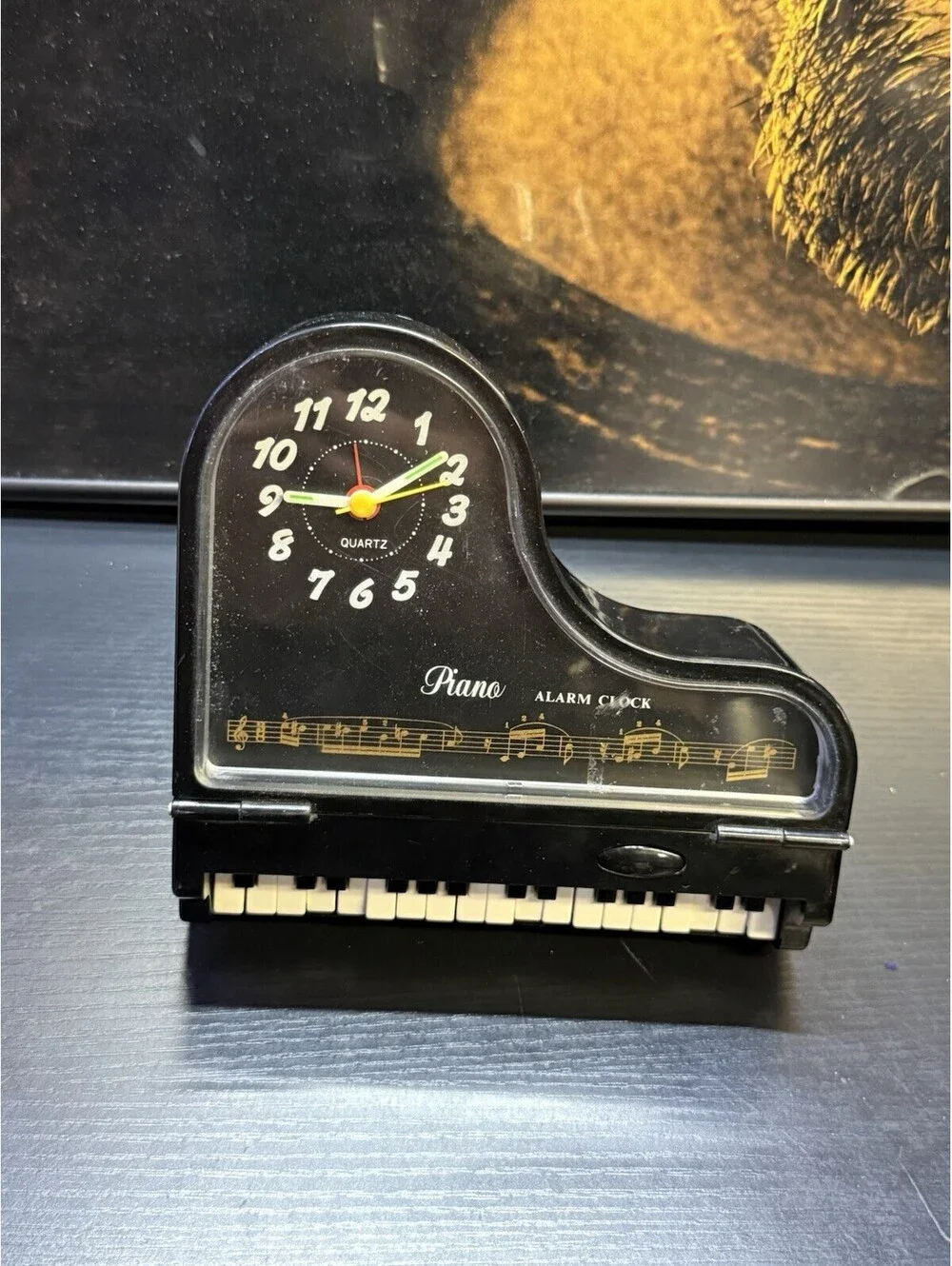 Vintage Piano Shaped Quartz Alarm Clock Mini Grand Piano Musical Decor Black